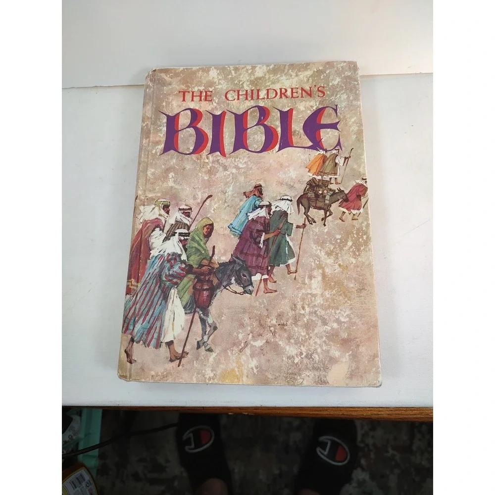 1965 Golden Press THE CHILDREN's BIBLE‎ Illustrated Old New Testament Hardcover
